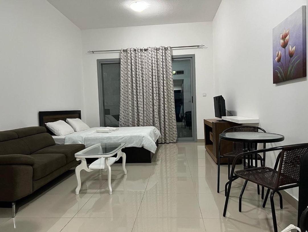 The S Apartment Дубай Екстериор снимка